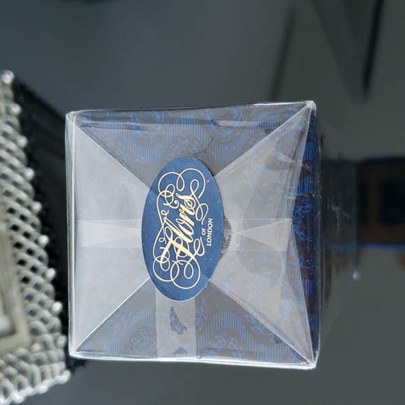 Floris of London Zinnia Large Sealed - Picture 3 of 6